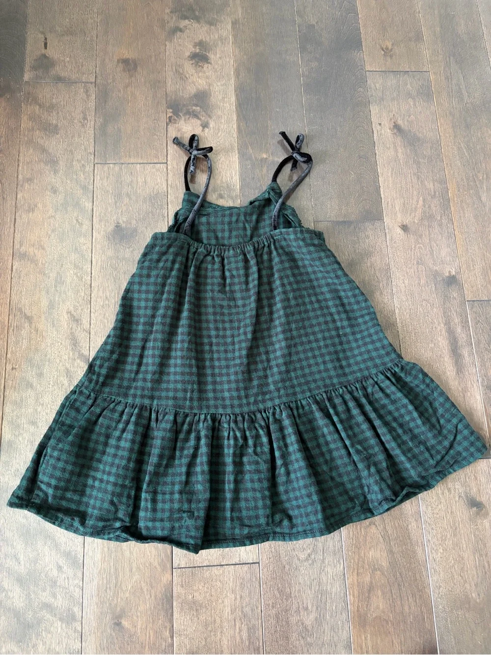 Toddler Girl Old Navy Mock Neck White Top with Black & Green Plaid Dress Set 3T